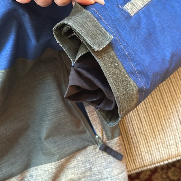 quicksilver size S men’s ski coat insulated and hood - Picture 3 of 5